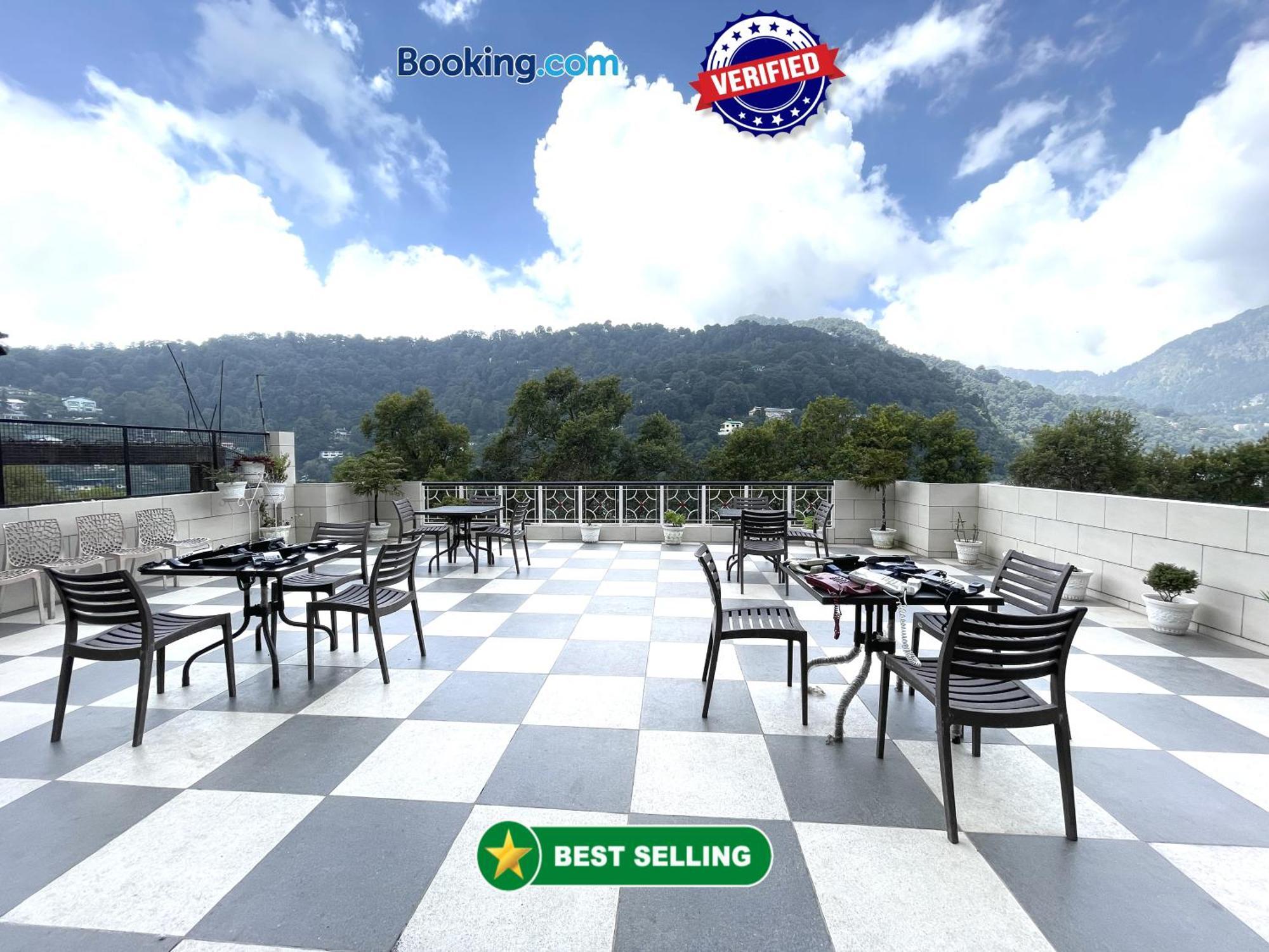 Hotel Prince ! Nainital Mall Road-Prime-Location In-Front-Of-Naini-Lake Hygiene-And-Spacious-Room Dış mekan fotoğraf